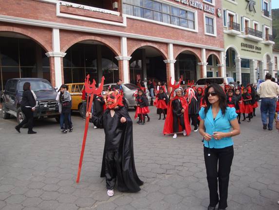 School parade Alausi, Ecuador