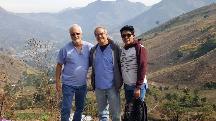Ecuadorian and American Christians serving Christ together with Abide in Christ.