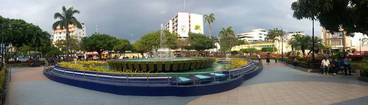 Machala, Ecuador city park