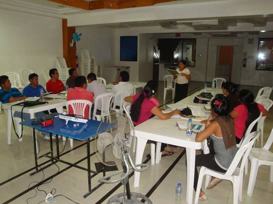 Class presentation Peniel Seminary Guayaquil, Ecuador