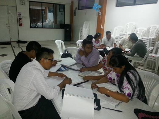 Peniel Theological Seminary students stujdy in small group in Guayaquil, Ecuador.