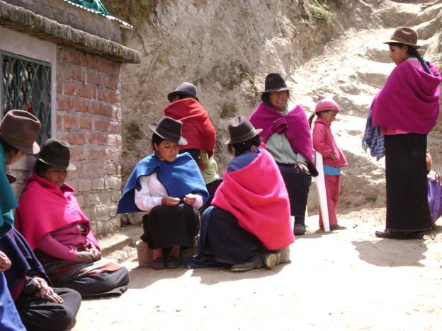 Quechua believers at new mission in Santa Ana, Ecuador