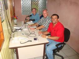 Evangelism in Depth radioJohn Howell Juan Alberto Honduras