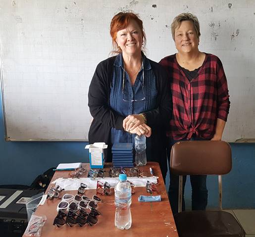 Team work at Abide in Christ medical dental evangelism teams in Ecuador.