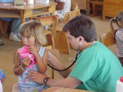 CHILDREN RESPOND TO A GOOD DOCTOR