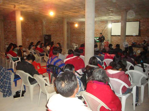 Wil preaching Genesis Evangelical Bilingual Church in Riobamba, Ecuador