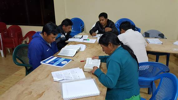 Theological Education by Extension and Abide in Christ courses in Ecuador.